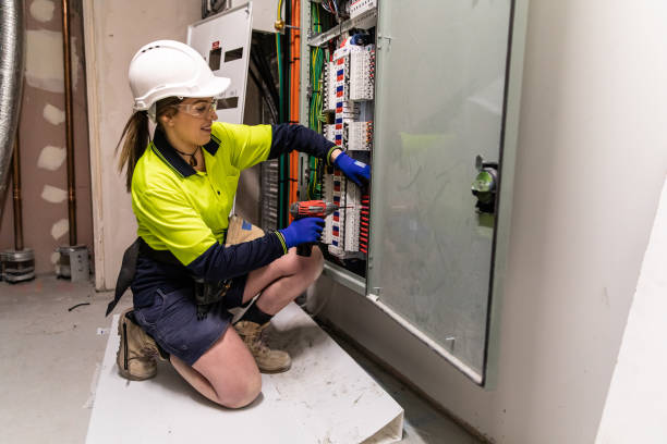 Best 24-Hour Electrician  in Gonzales, TX